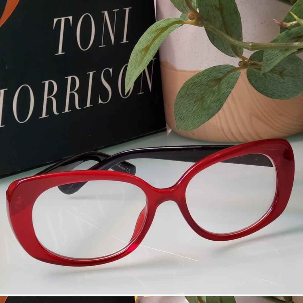 Red reading glasses +1.5